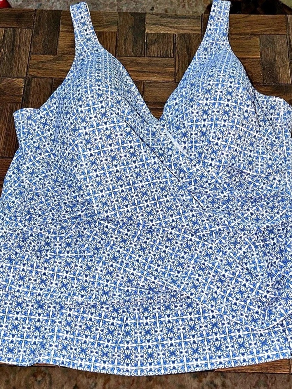 Lands' End Blue White Patterned floral criss cross tankini top Swimsuit Size 24w